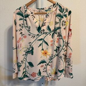 Ann Taylor LOFT Women’s Size Small Petite Floral Blouse